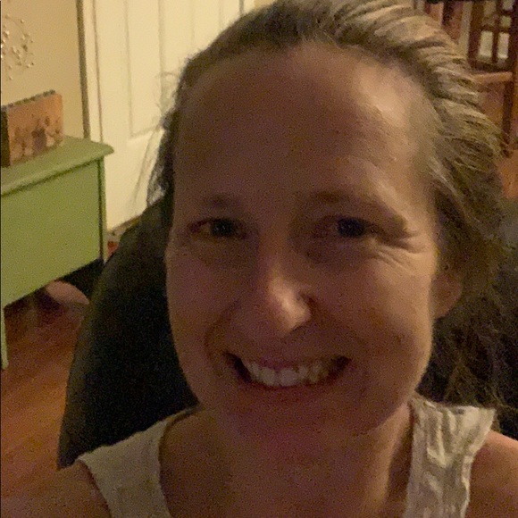 Meet your Posher, Tressa - Picture 1 of 1